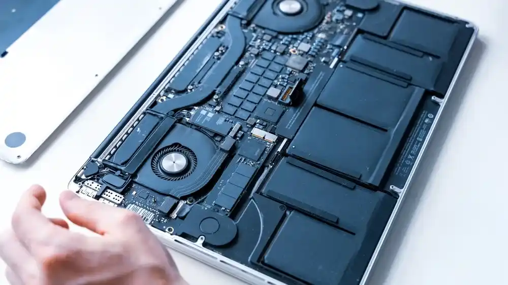 Free MacBook Recycling UK | Easy, Eco-Friendly Solutions